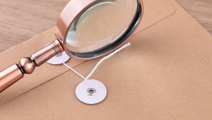 下载公开信息卖给境外也属间谍行为 国安部曝光多起“投敌换钱”案