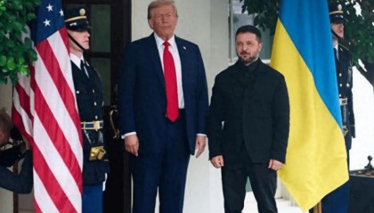 特朗普点头后，10国军队或进驻乌克兰，俄划下红线，想拉中方入局