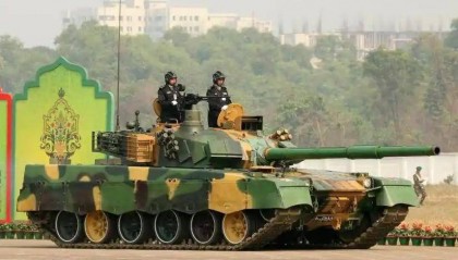 买走12辆坦克，用完就退货，如今故技重施，我国只回了一句话