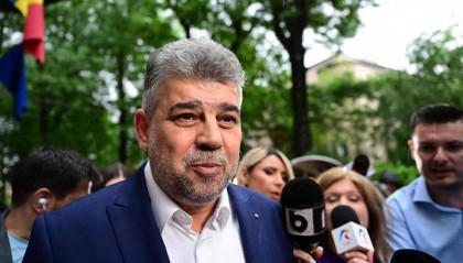 罗马尼亚总理乔拉库：与其被未来总统解雇，不如自己辞职