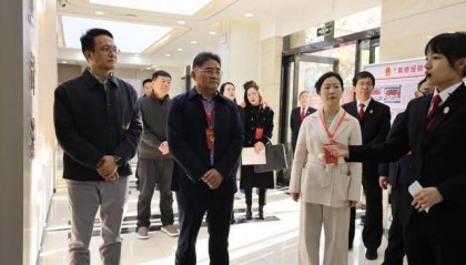 管城区人大常委会视察法院知产审判工作