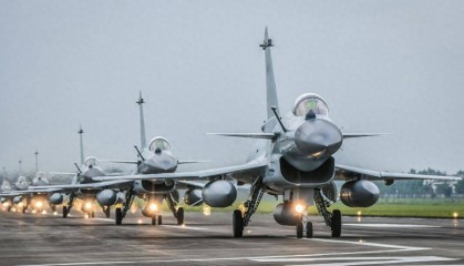 巴基斯坦向西方表示，歼-10C的战果有误差，阵风损失数量令印军感到意外