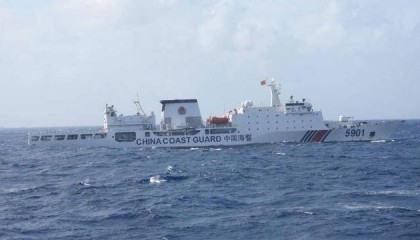 菲方要求中国撤走5901舰，结果下一秒当场懵了，中方新打法奏效