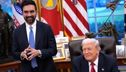 2026年的弹劾大戏即将上演？特朗普被抓住的把柄越来越多，接下来的半年，日子要难过了！
