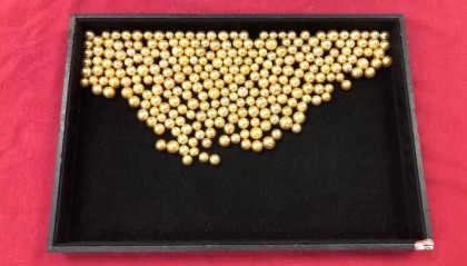 “金珠暗结”？罗湖海关连续查获4名进境旅客人身藏匿651粒珍珠