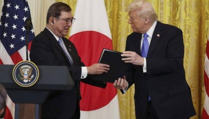 美国施压日本：不要承认