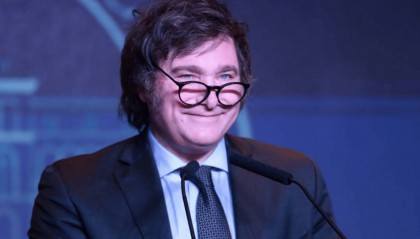 欠中国350亿不还，转头就支援乌克兰5架战机，俄罗斯彻底怒了