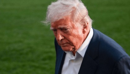 中方保密到最后一天晚上，才向全世界公布消息！中美釜山会晤，已提前达成协议，各自为对方送上一份大礼