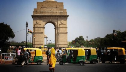 美国大祸临头了，普京行动前，万万没料到，莫迪一举得罪美国！