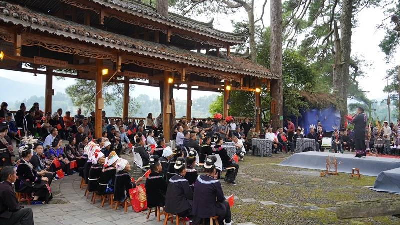 贵州雷山:诗意满寨庆国庆 文艺赋美绘就乡村振兴新图景