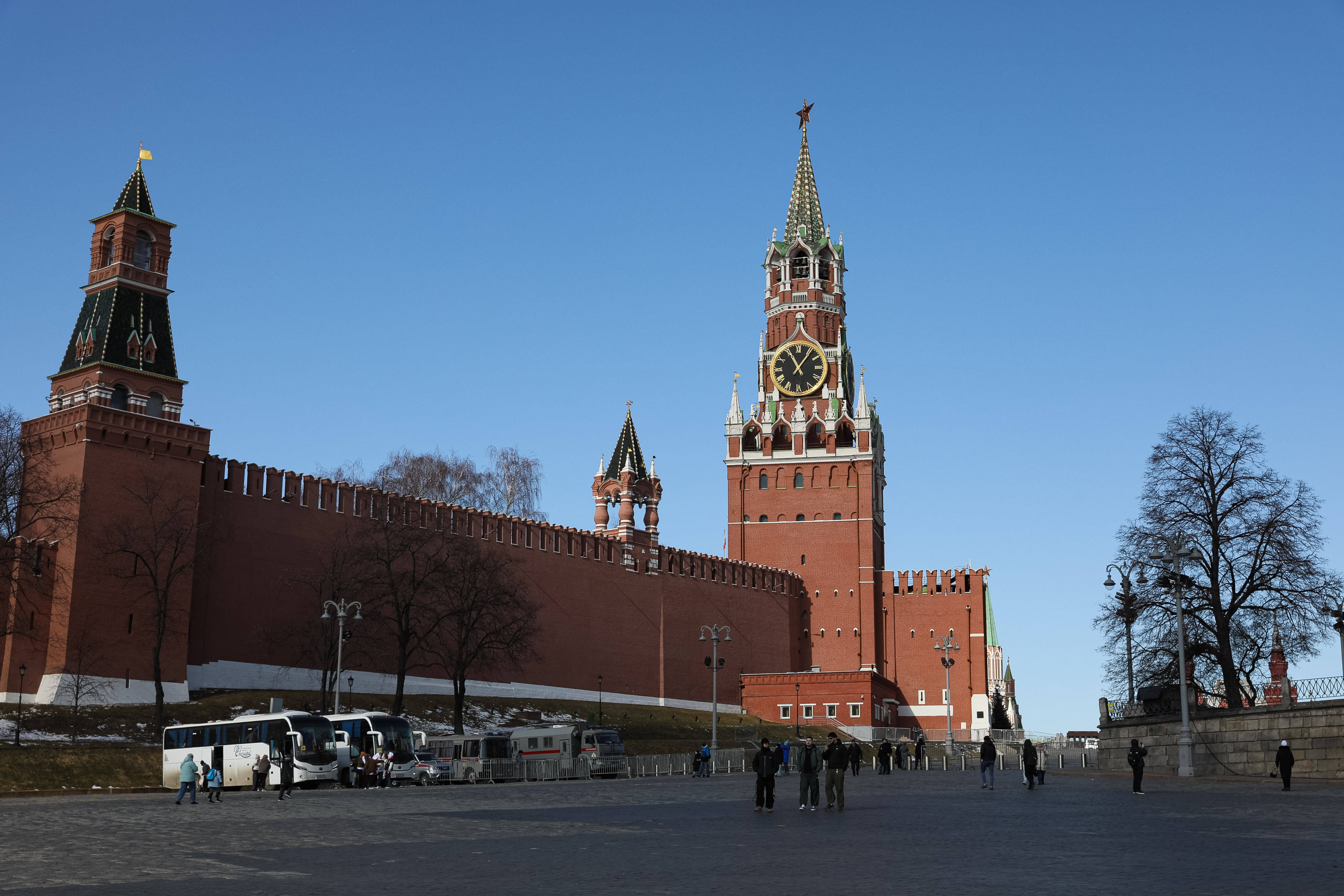 特朗普威胁普京：不停战就送乌“大杀器”，射程可覆盖莫斯科