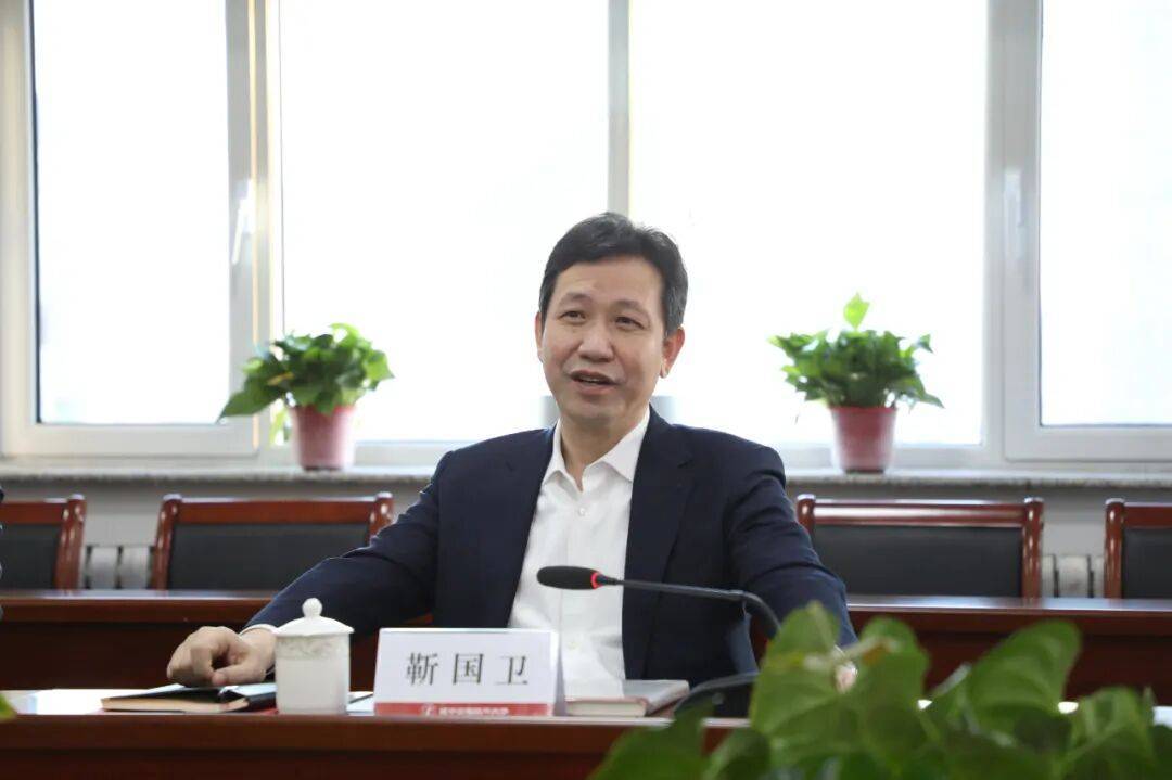 辽宁省委常委、宣传部部长靳国卫任甘肃省委常委、省纪委书记