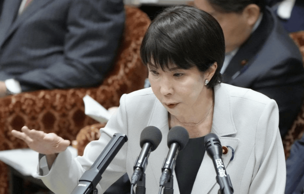 高市早苗没想到，中方直接对日本发“掉脑袋警告”，琉球问题也被摆了上来