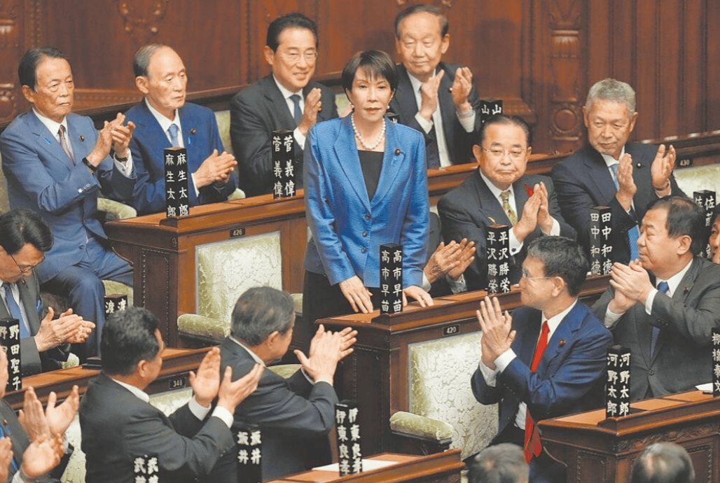 刚把中日紧张关系推向新高峰，高市早苗凌晨三点突然行动，安保团队收到紧急通知