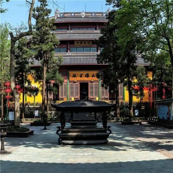 杭州灵隐寺将迎建寺1700周年，12月起免票开放，75元费用全部取消