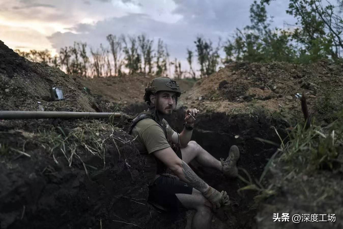 天崩地裂！13000公里时速，导弹爆炸温度数千度：普京真掀桌子了